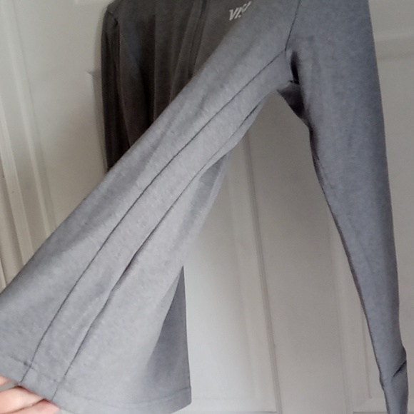 New! Adidas Womens Athletic Top 1/4 Zip Sweater Grey VISA Promo - Picture 3 of 16